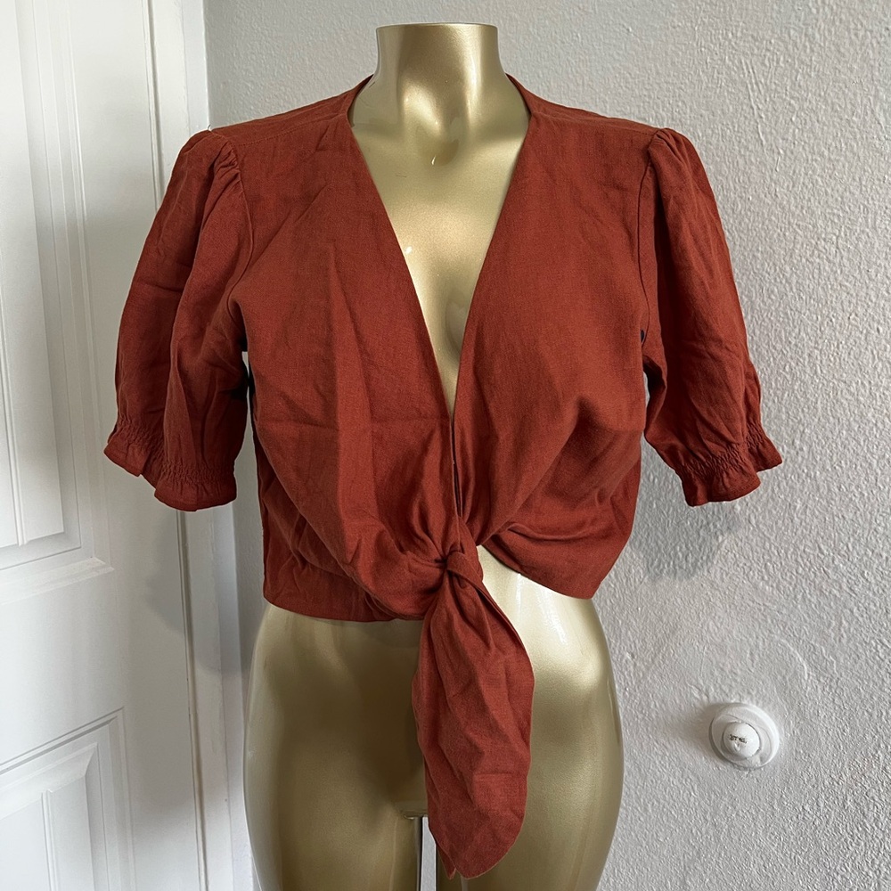 Abercrombie & Fitch Women’s Woven Tie Front Cropped Shirt Sz M